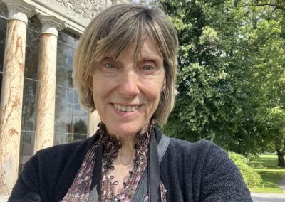 Kelly Scarborough på researchresa i Sverige med fokus på Jacquette Gyldenstolpe